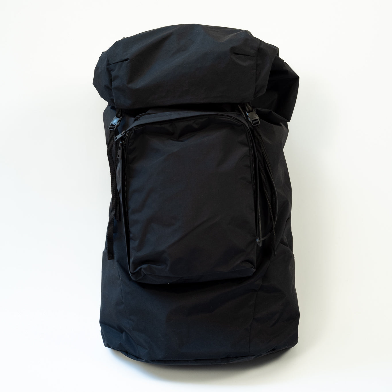ERA. TRAVELING BACKPACK BLACK