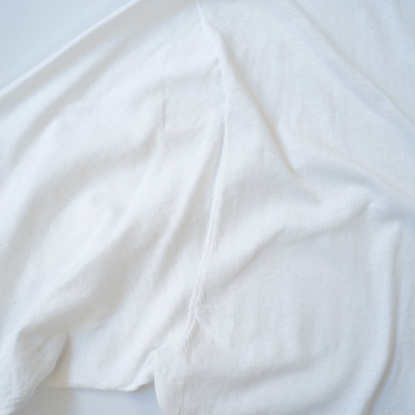 COMOLI CREW NECK COTTON KNIT CARDIGAN WHITE