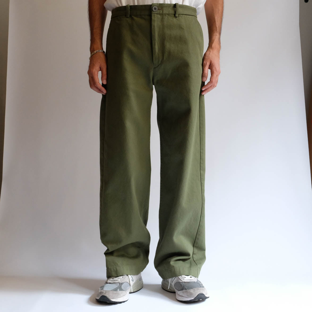 Dhal CHINO TROUSERS OLIVE