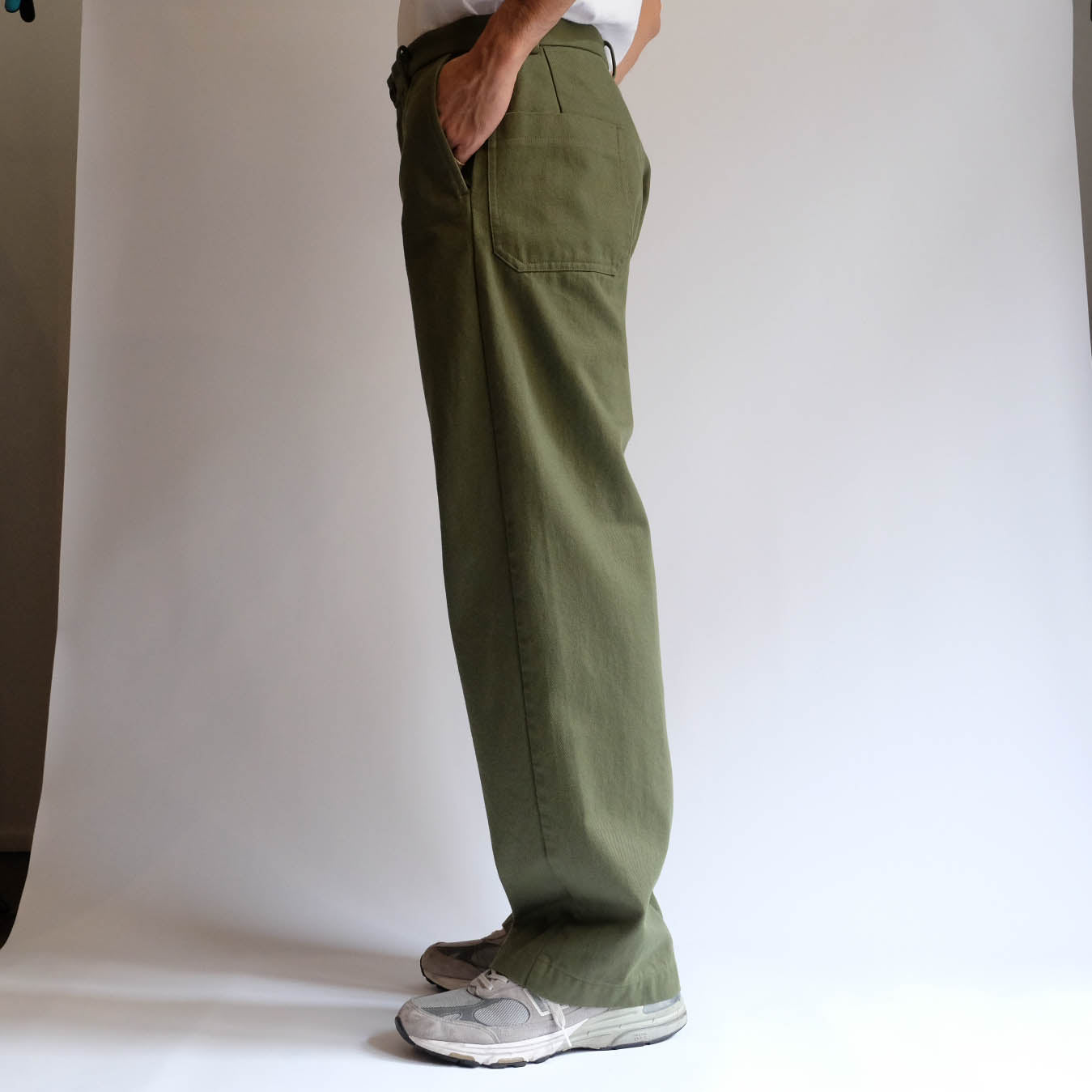 Dhal CHINO TROUSERS OLIVE