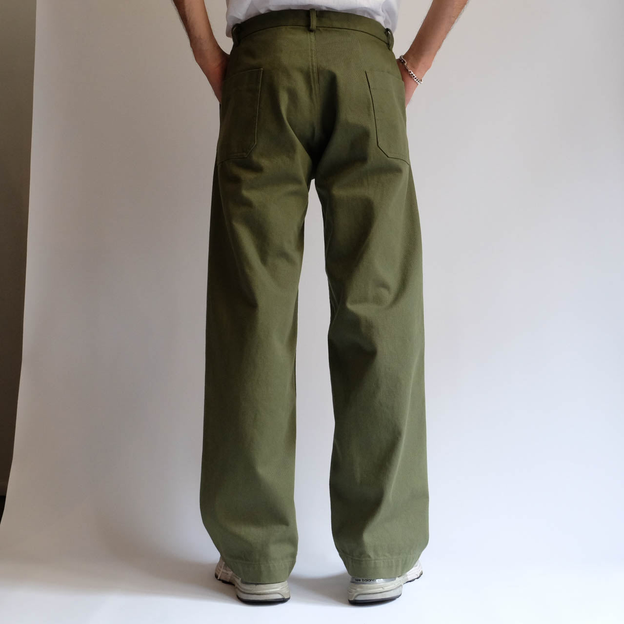 Dhal CHINO TROUSERS OLIVE