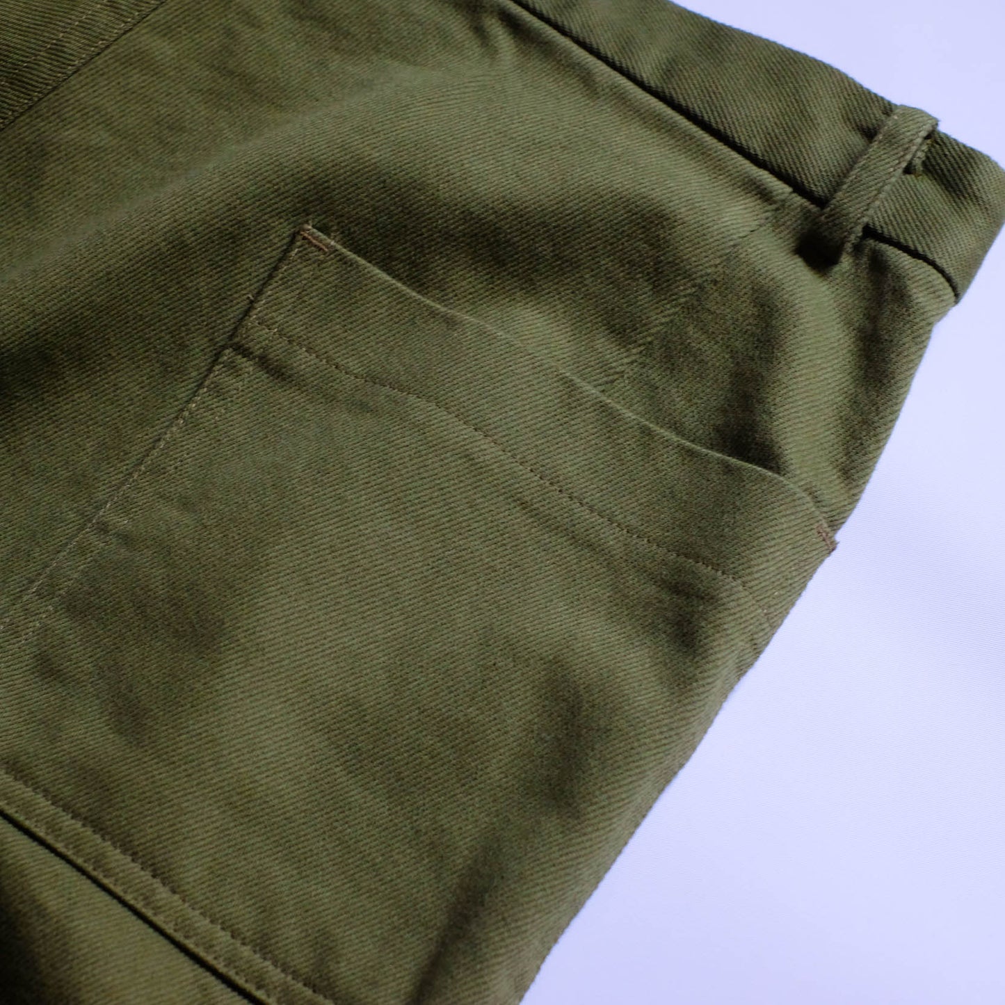 Dhal CHINO TROUSERS OLIVE