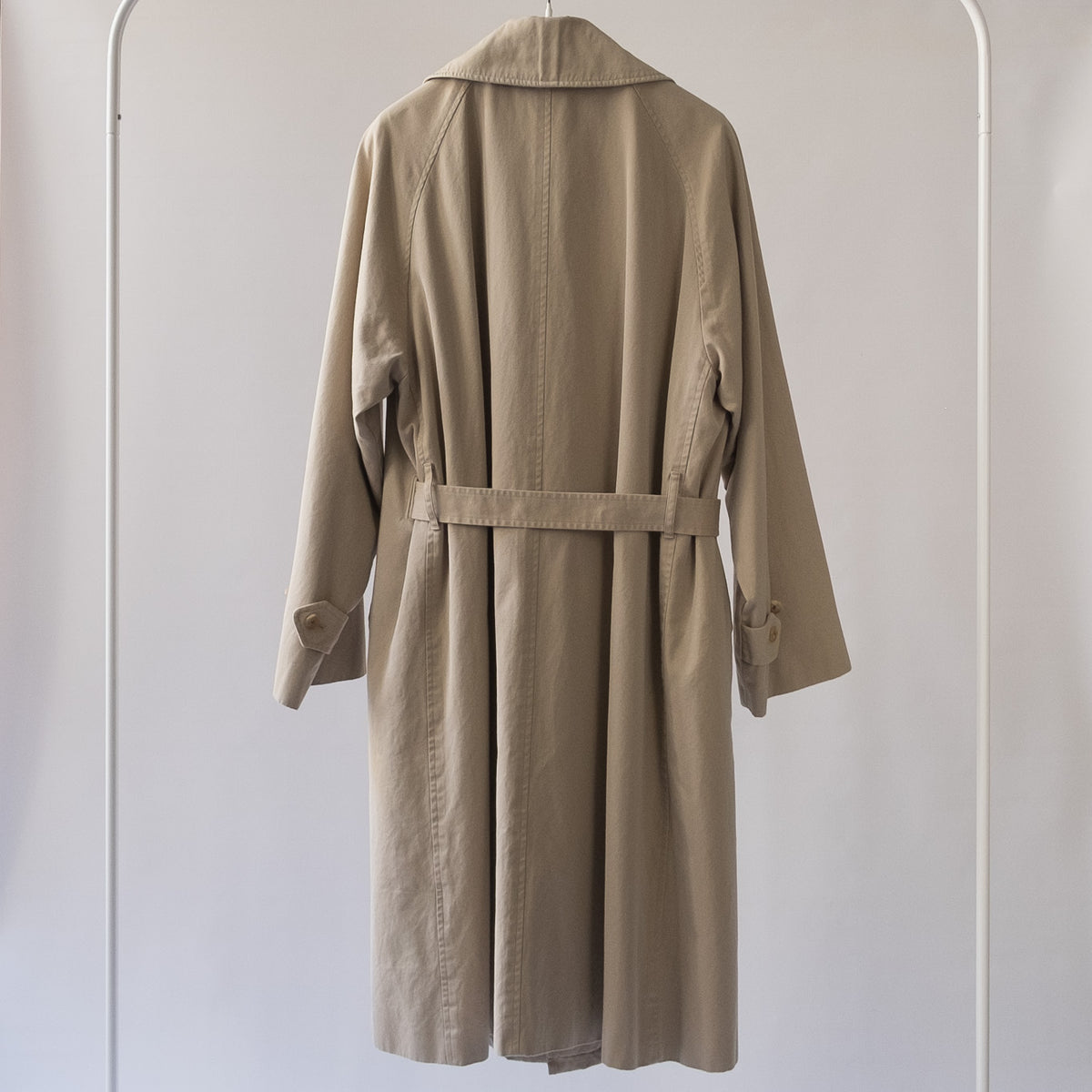 COMOLI WASHED TIELOCKEN COAT