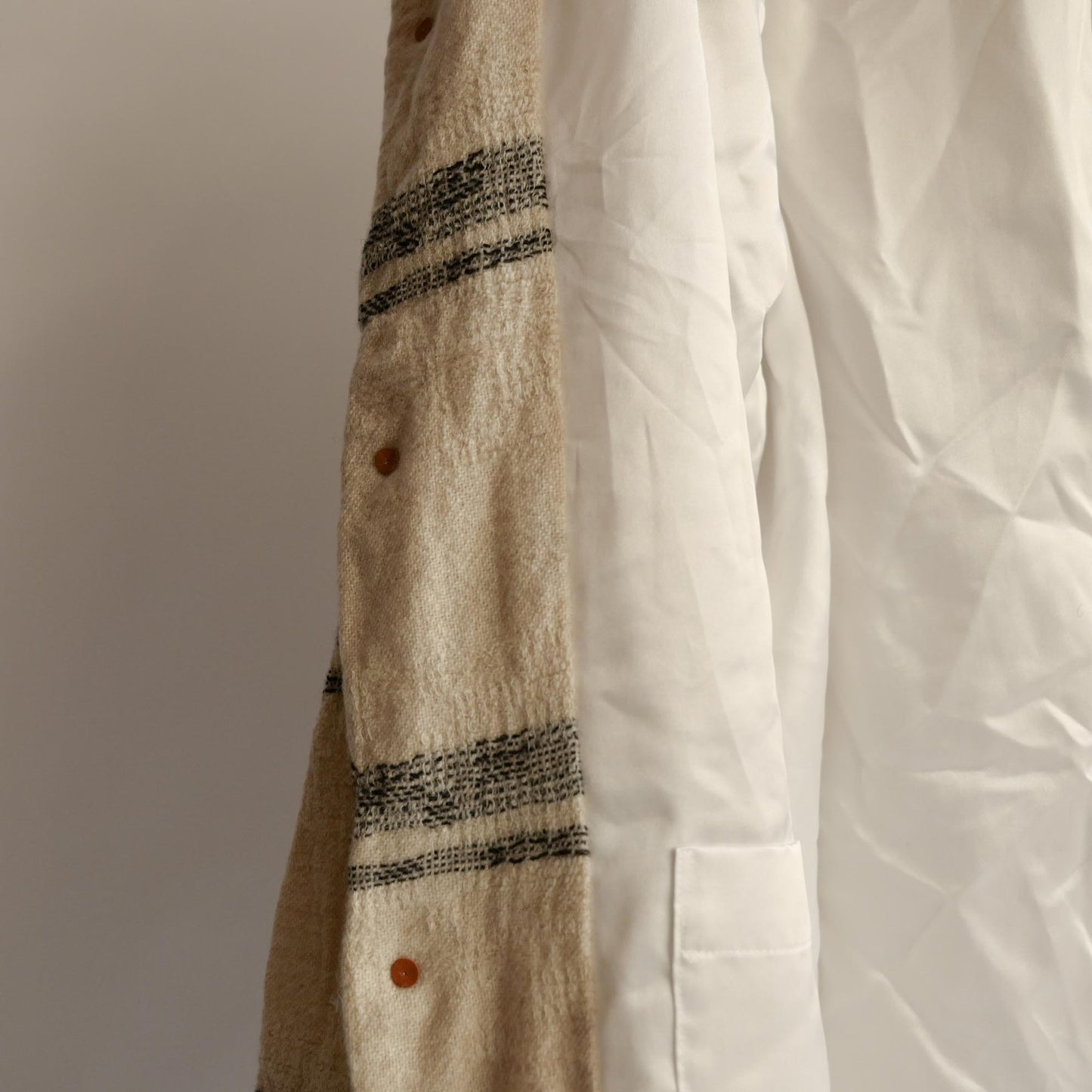 Dhal FULLING WOOL COAT WHITE