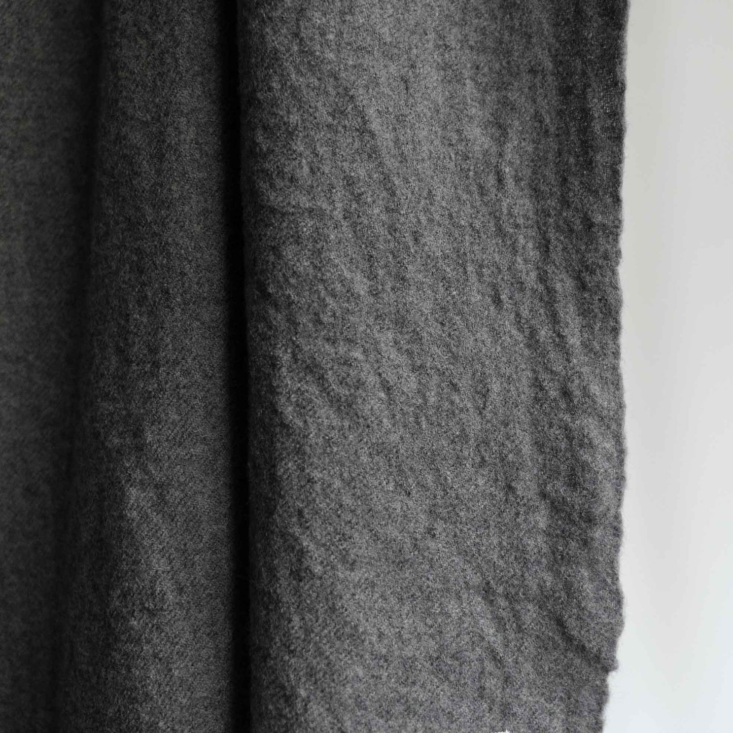 LOCALLY WOOL SCARF GREY
