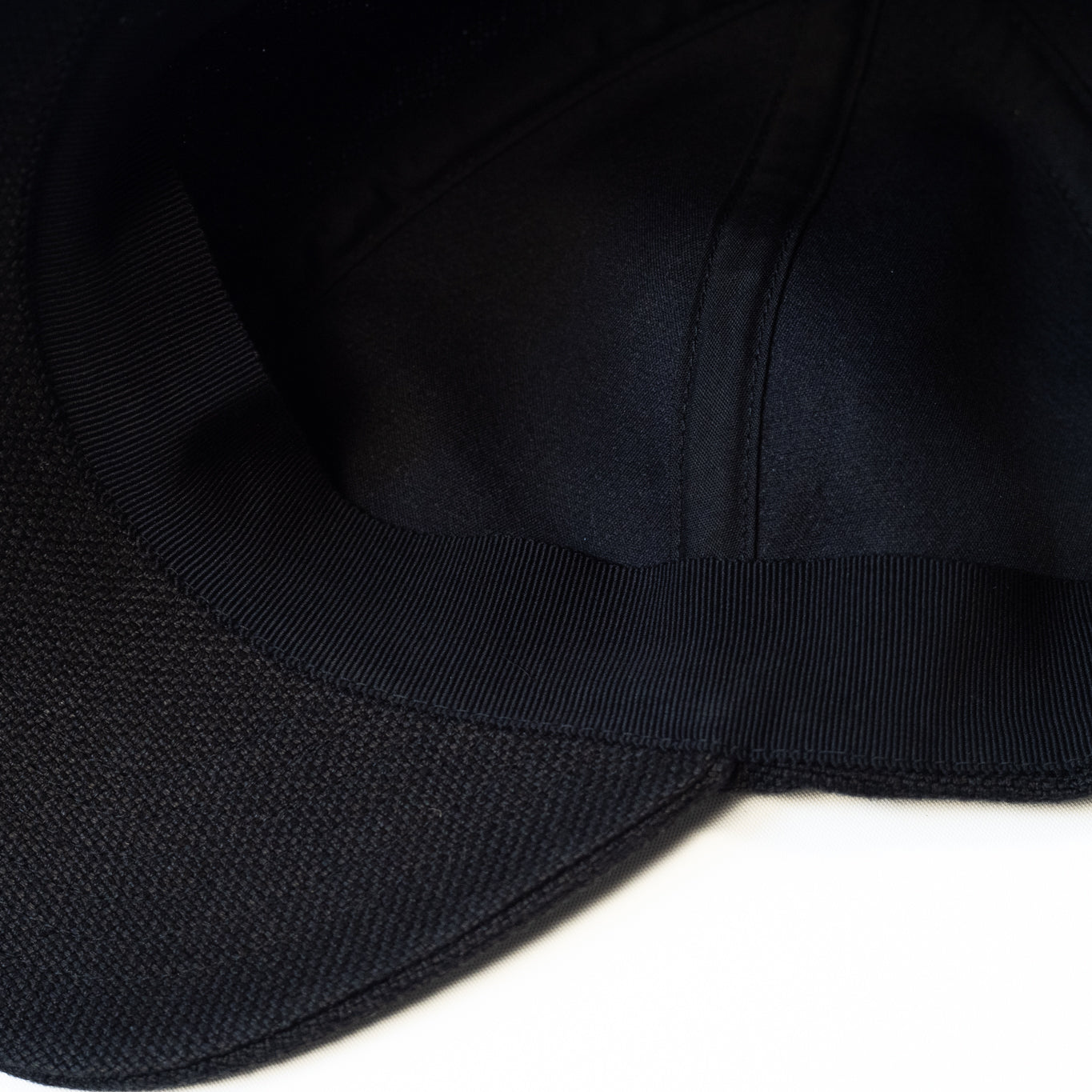 MATURE HA._MIL Trainer Cap / Washed Linen Canvas BLACK