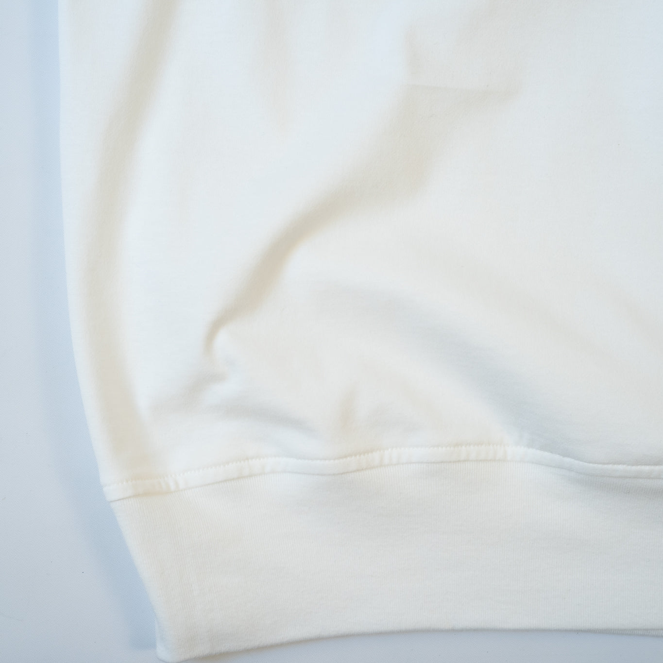 Cale SHORT SLEEVE SWEAT SHIRT WHITE
