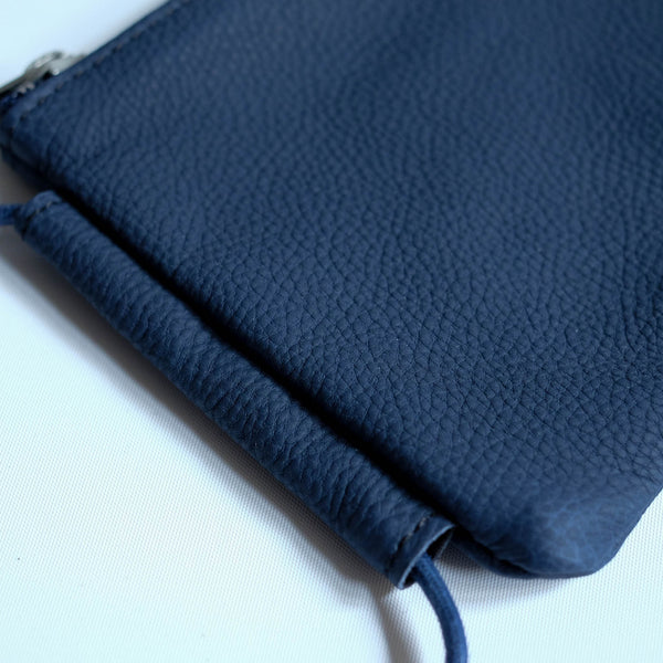 ERA. LEATHER POUCH NAVY