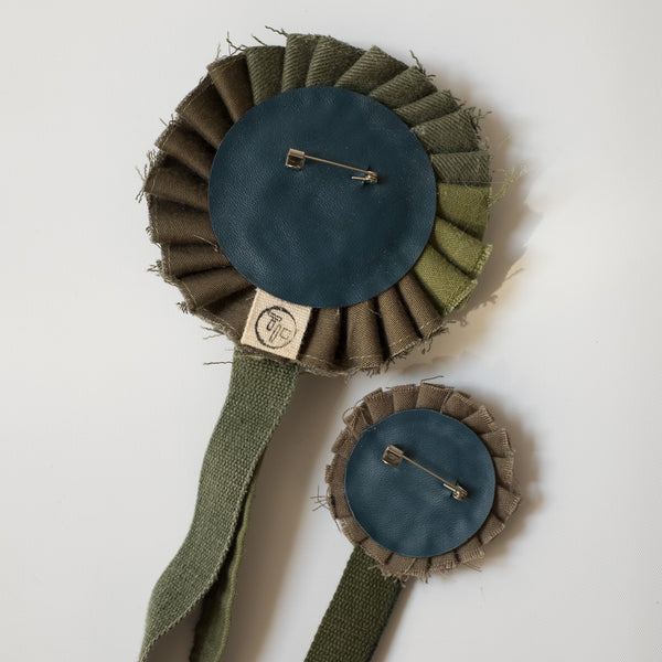 Take Product ROSETTE "MILITARY" A