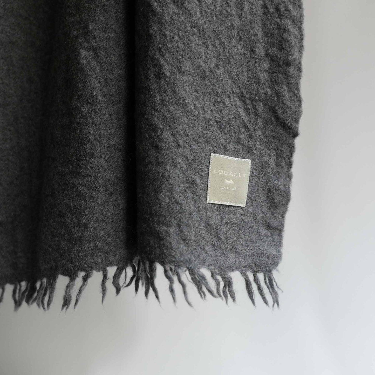 LOCALLY WOOL SCARF GREY