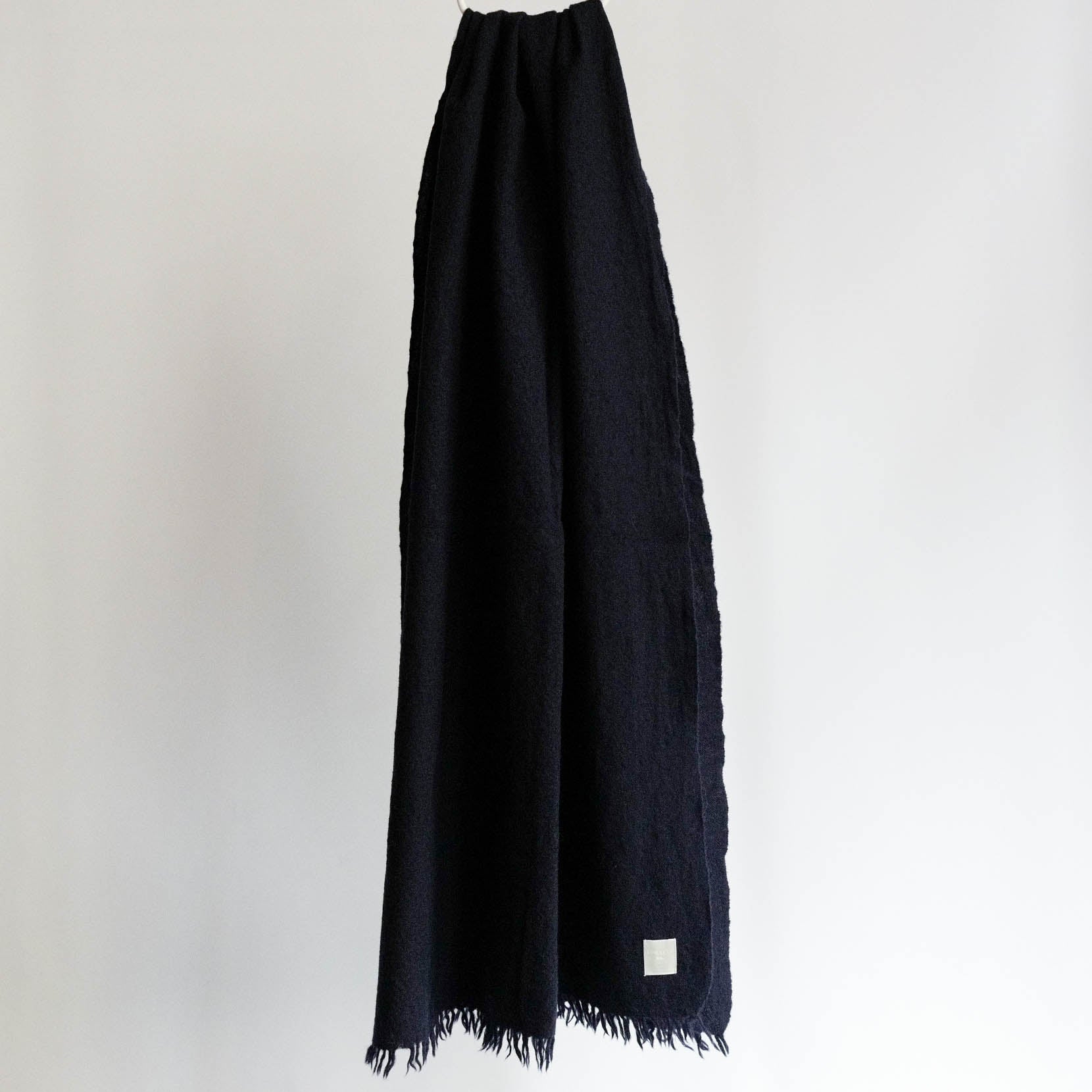 LOCALLY WOOL SCARF NAVY